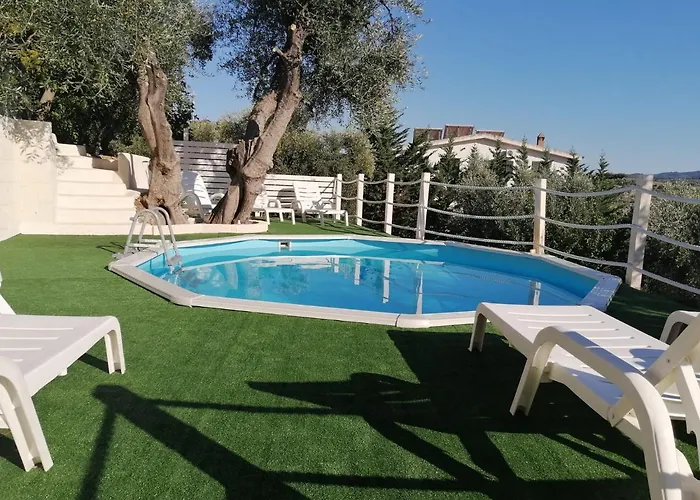 Borgo Degli Ulivi Rooms